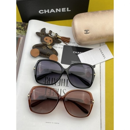 Two colors of sunglasses can be selected 2022SS CHANEL will continue to attract attention in the spring and summer Two colors of sunglasses can be selected 2022SS CHANEL will continue to attract attention in the spring and summer