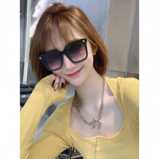 Two colors of sunglasses can be selected 2022SS New spring and summer popular every year CHANEL Chanel Two colors of sunglasses can be selected 2022SS New spring and summer popular every year CHANEL Chanel