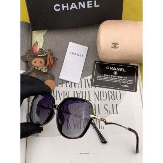 Two colors of sunglasses can be selected 2022SS Popular summer activity popular classic CHANEL Chanel Two colors of sunglasses can be selected 2022SS Popular summer activity popular classic CHANEL Chanel