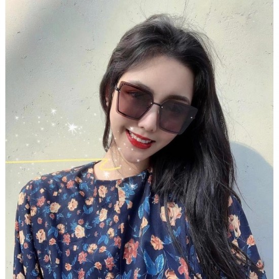 Sunglasses multicolor selectable 2022SS Tops to watch this spring and summer CHANEL Chanel Sunglasses multicolor selectable 2022SS Tops to watch this spring and summer CHANEL Chanel