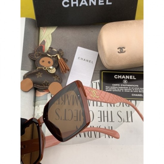 Two colors of sunglasses can be selected 2022SS CHANEL with a strong presence every season Two colors of sunglasses can be selected 2022SS CHANEL with a strong presence every season
