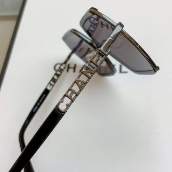 Sunglasses multicolor selectable 2022SS Stylish atmosphere CHANEL Chanel Sunglasses multicolor selectable 2022SS Stylish atmosphere CHANEL Chanel