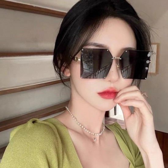 CHANEL Sunglasses Multicolor selectable Items published in magazines CHANEL Sunglasses Multicolor selectable Items published in magazines