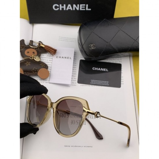 CHANEL Sunglasses Multicolor selectable Casual outfit CHANEL Sunglasses Multicolor selectable Casual outfit
