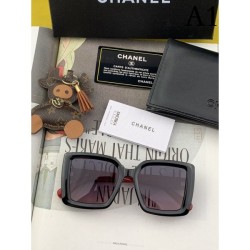 CHANEL Sunglasses Multicolor selectable Make me look like an adult