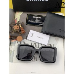 CHANEL Sunglasses Multicolor selectable Make me look like an adult
