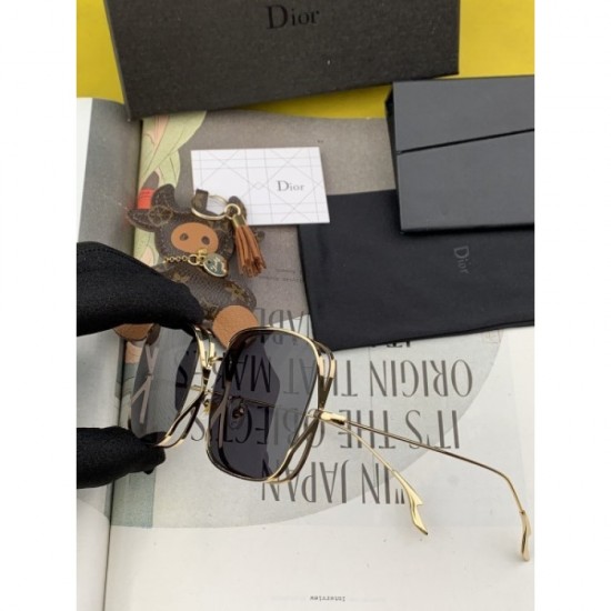 2 colors of sunglasses can be selected 2022SS Super special price Popular DIOR Dior 2 colors of sunglasses can be selected 2022SS Super special price Popular DIOR Dior