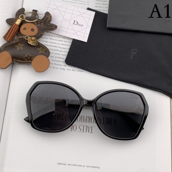 Sunglasses 2 colors available 2022SS Fashionable DIOR Dior Sunglasses 2 colors available 2022SS Fashionable DIOR Dior