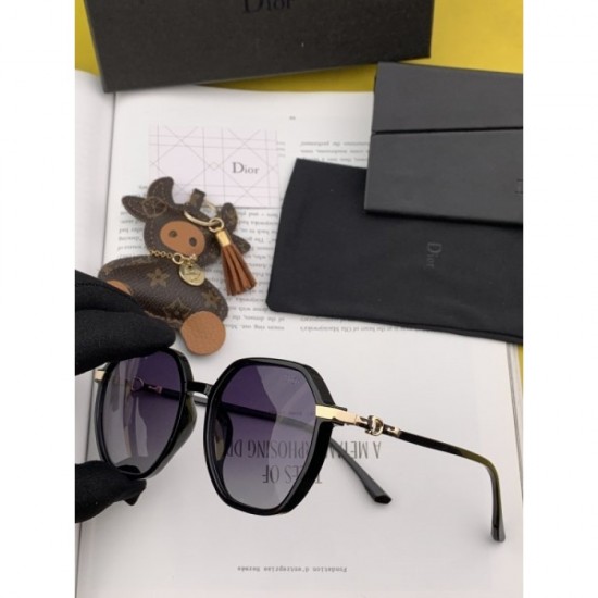 Sunglasses multicolor selectable 2022SS DIOR with a retro atmosphere Sunglasses multicolor selectable 2022SS DIOR with a retro atmosphere