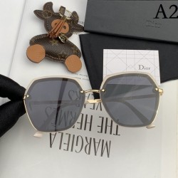 Two colors of sunglasses can be selected 2022SS Popular model in Japan DIOR Dior