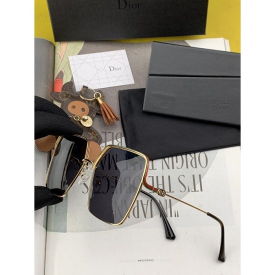 DIOR Dior sunglasses multicolor selectable to give a cool impression DIOR Dior sunglasses multicolor selectable to give a cool impression