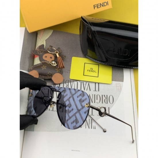 Sunglasses multicolor selectable 2022SS Gorgeous impression FENDI FENDI Sunglasses multicolor selectable 2022SS Gorgeous impression FENDI FENDI