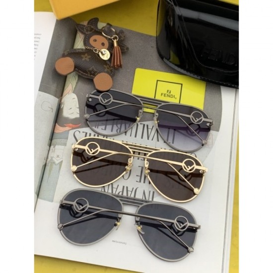Sunglasses multicolor selectable 2022SS Gorgeous impression FENDI FENDI Sunglasses multicolor selectable 2022SS Gorgeous impression FENDI FENDI