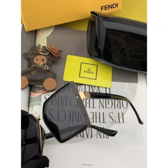 Two colors of sunglasses can be selected 2022SS Cute impression FENDI FENDI Two colors of sunglasses can be selected 2022SS Cute impression FENDI FENDI