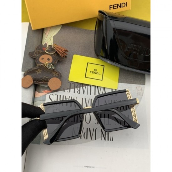 Two colors of sunglasses can be selected 2022SS Cute impression FENDI FENDI Two colors of sunglasses can be selected 2022SS Cute impression FENDI FENDI