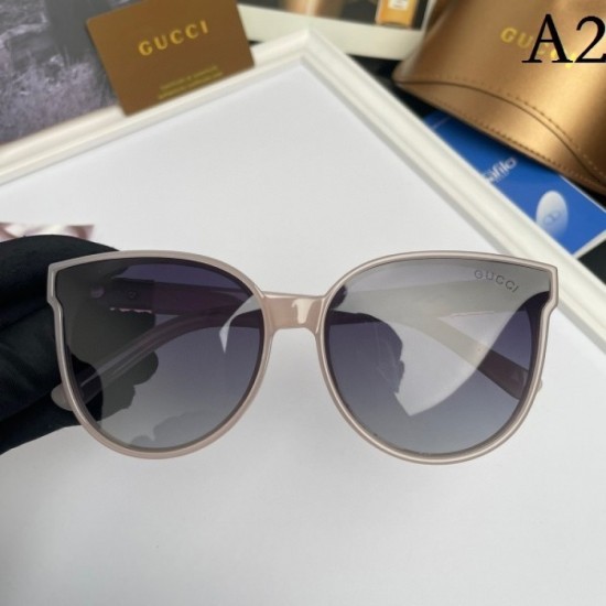 Sunglasses 2 colors selectable 2022SS GUCCI Gucci that can be used all year round Sunglasses 2 colors selectable 2022SS GUCCI Gucci that can be used all year round