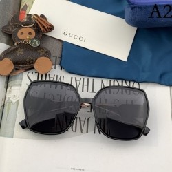 Sunglasses multicolor selectable 2022SS GUCCI Gucci finishes with a soft impression