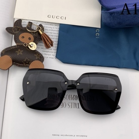 Two colors of sunglasses can be selected 2022SS GUCCI Gucci finishes with a calm impression Two colors of sunglasses can be selected 2022SS GUCCI Gucci finishes with a calm impression