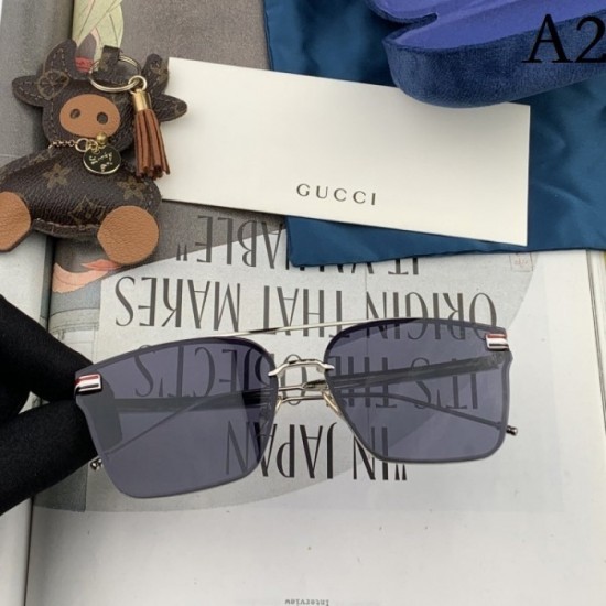 Two colors of sunglasses can be selected 2022SS The perfect color for early spring GUCCI Gucci Two colors of sunglasses can be selected 2022SS The perfect color for early spring GUCCI Gucci