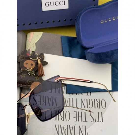 Two colors of sunglasses can be selected 2022SS The perfect color for early spring GUCCI Gucci Two colors of sunglasses can be selected 2022SS The perfect color for early spring GUCCI Gucci