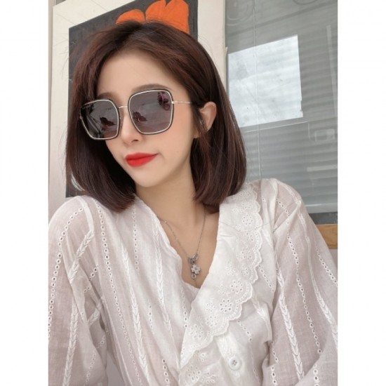 Two colors of sunglasses can be selected 2022SS Casual coordination GUCCI Gucci Two colors of sunglasses can be selected 2022SS Casual coordination GUCCI Gucci