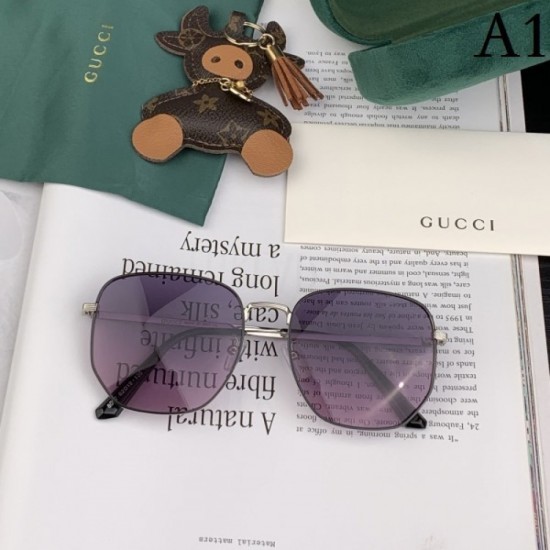 Sunglasses multicolor selectable 2022SS Very easy to incorporate GUCCI Gucci Sunglasses multicolor selectable 2022SS Very easy to incorporate GUCCI Gucci