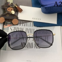 Sunglasses multicolor selectable 2022SS GUCCI Gucci with the impression of a fashionable expert