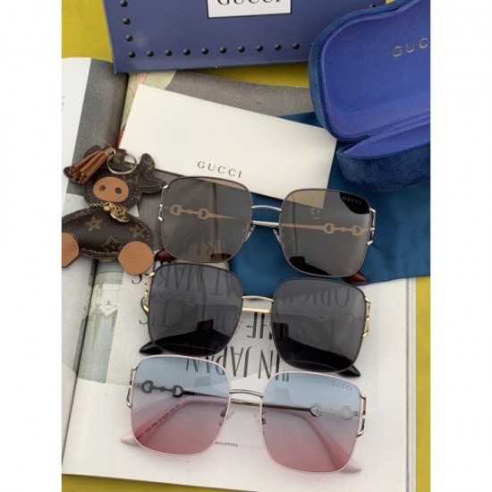 Sunglasses multicolor selectable 2022SS GUCCI Gucci that can be easily dressed down Sunglasses multicolor selectable 2022SS GUCCI Gucci that can be easily dressed down