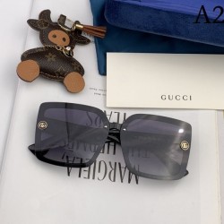 Sunglasses multicolor selectable 2022SS GUCCI Gucci with the impression of a fashionable expert