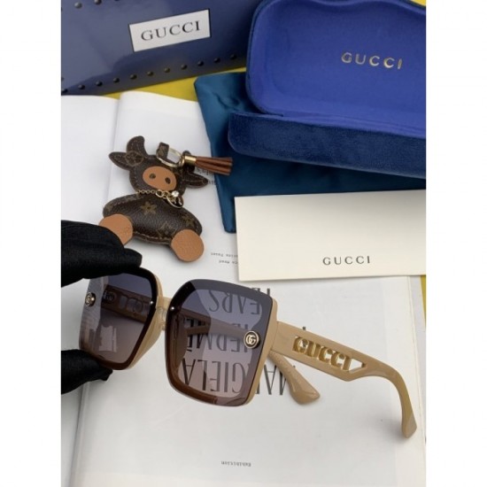 Sunglasses multicolor selectable 2022SS GUCCI Gucci with the impression of a fashionable expert Sunglasses multicolor selectable 2022SS GUCCI Gucci with the impression of a fashionable expert