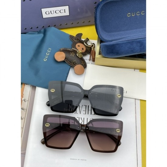 Two colors of sunglasses can be selected 2022SS GUCCI Gucci, an indispensable item for summer Two colors of sunglasses can be selected 2022SS GUCCI Gucci, an indispensable item for summer