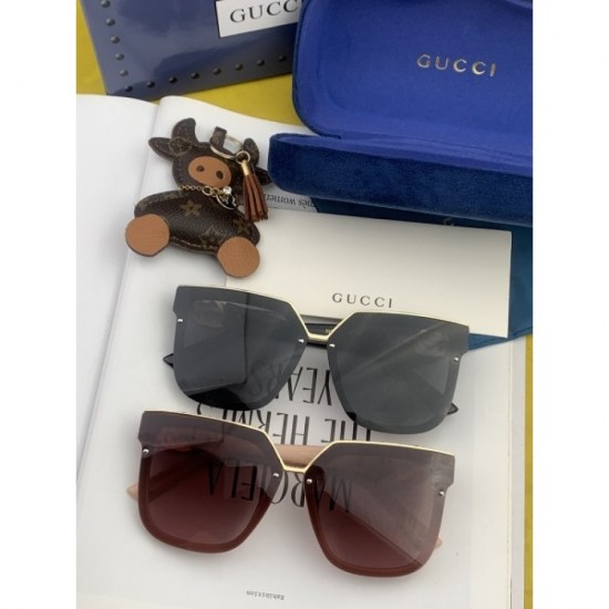 Two colors of sunglasses available 2022SS Key to fashion style GUCCI Gucci Two colors of sunglasses available 2022SS Key to fashion style GUCCI Gucci
