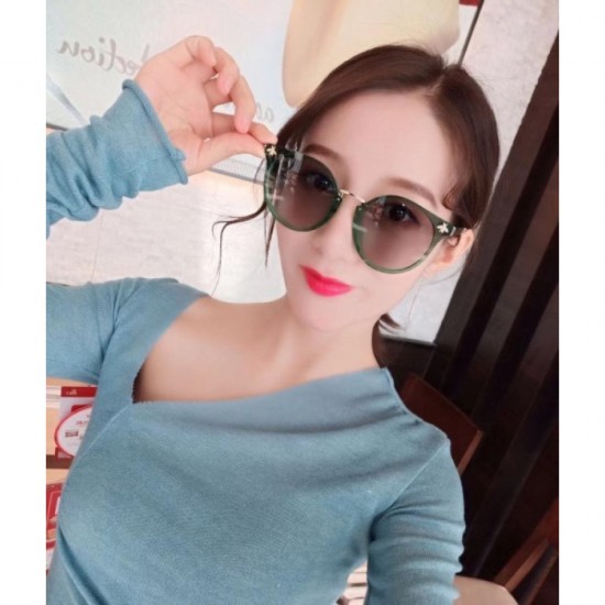 Two colors of sunglasses can be selected 2022SS GUCCI Gucci that makes you look cool Two colors of sunglasses can be selected 2022SS GUCCI Gucci that makes you look cool