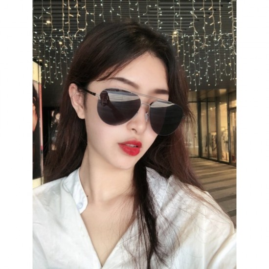 GUCCI Gucci sunglasses multicolor selectable person casual style GUCCI Gucci sunglasses multicolor selectable person casual style