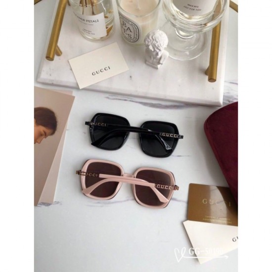 GUCCI Gucci sunglasses multicolor selectable New item at a sale price GUCCI Gucci sunglasses multicolor selectable New item at a sale price