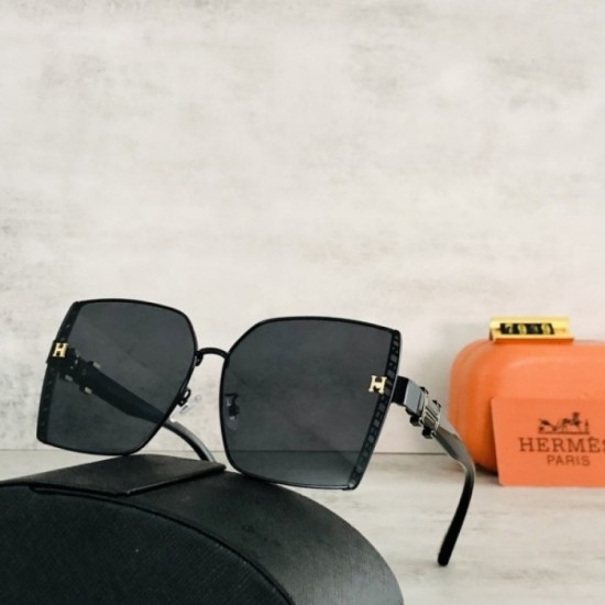 Sunglasses Multicolor selectable 2022SS Loose item HERMES Hermes Sunglasses Multicolor selectable 2022SS Loose item HERMES Hermes