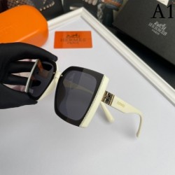 Sunglasses multicolor selectable 2022SS You can see how popular HERMES