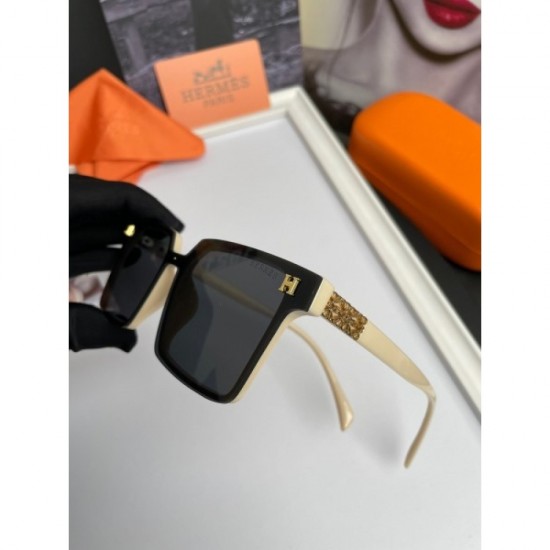 Sunglasses multicolor selectable 2022SS Very useful HERMES Hermes Sunglasses multicolor selectable 2022SS Very useful HERMES Hermes