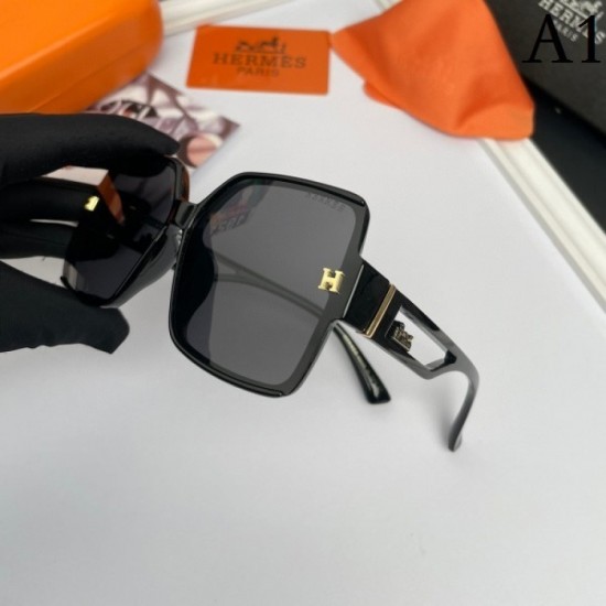 Two colors of sunglasses can be selected 2022SS HERMES Hermes that can be easily dressed down Two colors of sunglasses can be selected 2022SS HERMES Hermes that can be easily dressed down