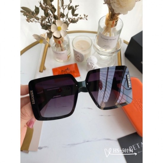 Sunglasses Multicolor selectable 2022SS Items that bring out the texture HERMES Hermes Sunglasses Multicolor selectable 2022SS Items that bring out the texture HERMES Hermes