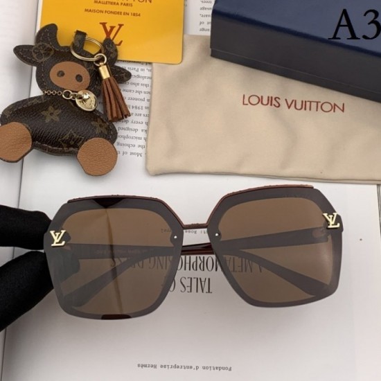Sunglasses multicolor selectable 2022SS Keep an eye on LOUIS VUITTON Louis Vuitton Sunglasses multicolor selectable 2022SS Keep an eye on LOUIS VUITTON Louis Vuitton