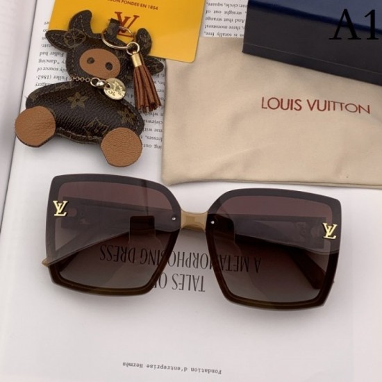 Sunglasses multicolor selectable 2022SS classic design LOUIS VUITTON Louis Vuitton Sunglasses multicolor selectable 2022SS classic design LOUIS VUITTON Louis Vuitton