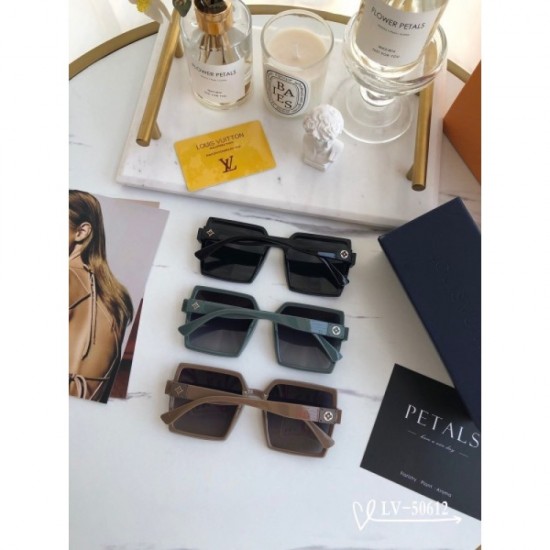 Sunglasses multicolor selectable 2022SS Limited number LOUIS VUITTON Louis Vuitton Sunglasses multicolor selectable 2022SS Limited number LOUIS VUITTON Louis Vuitton