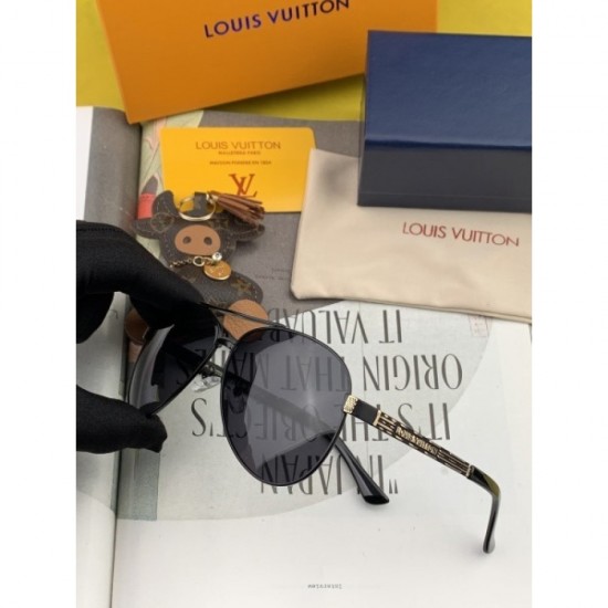 Sunglasses multicolor selectable 2022SS LOUIS VUITTON with charm Sunglasses multicolor selectable 2022SS LOUIS VUITTON with charm