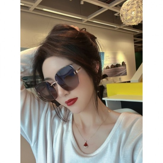 Sunglasses multicolor selectable 2022SS Overseas limited LOUIS VUITTON Louis Vuitton Sunglasses multicolor selectable 2022SS Overseas limited LOUIS VUITTON Louis Vuitton