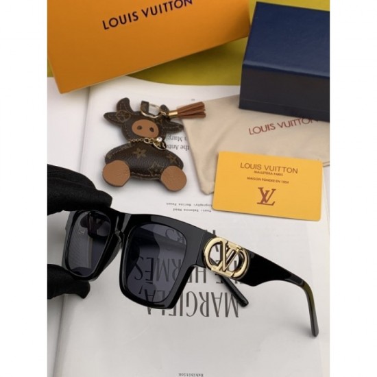 Two colors of sunglasses can be selected 2022SS LOUIS VUITTON Louis Vuitton Two colors of sunglasses can be selected 2022SS LOUIS VUITTON Louis Vuitton