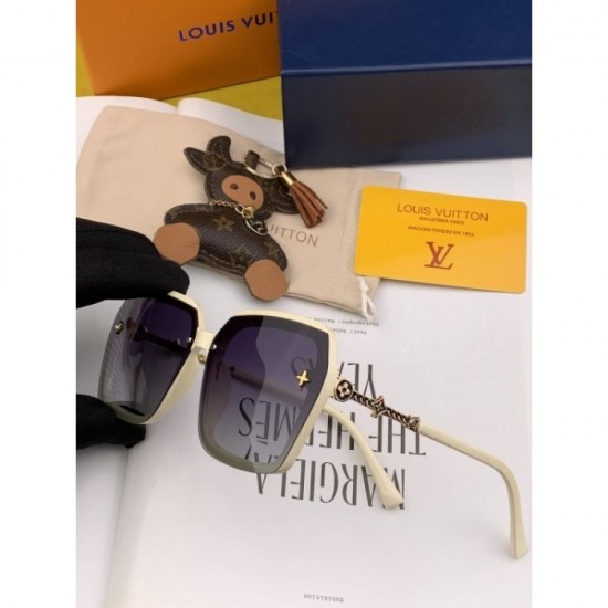 Sunglasses multicolor selectable 2022SS Sold out required LOUIS VUITTON Louis Vuitton Sunglasses multicolor selectable 2022SS Sold out required LOUIS VUITTON Louis Vuitton
