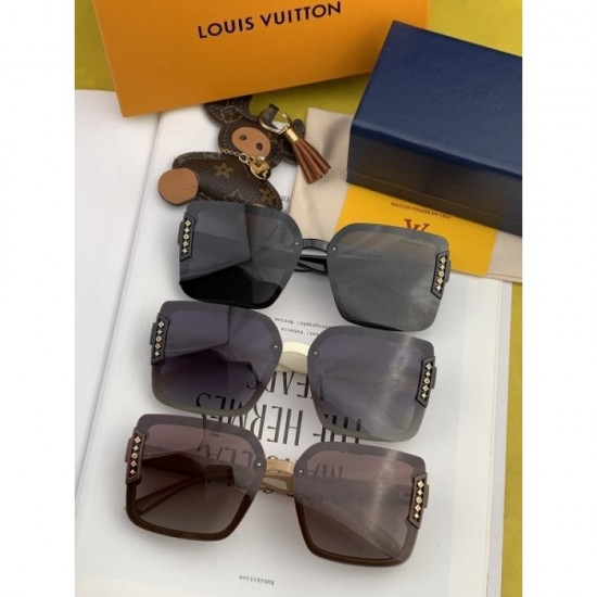 Sunglasses multicolor selectable 2022SS Comfortable LOUIS VUITTON Louis Vuitton Sunglasses multicolor selectable 2022SS Comfortable LOUIS VUITTON Louis Vuitton