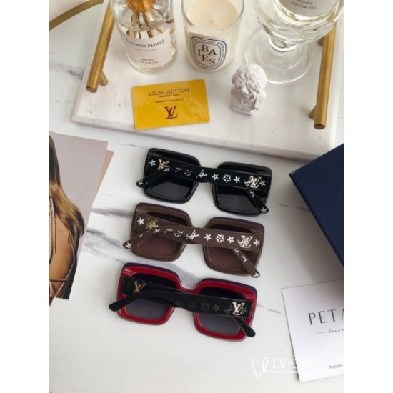 Sunglasses multicolor selectable 2022SS Good LOUIS VUITTON Louis Vuitton Sunglasses multicolor selectable 2022SS Good LOUIS VUITTON Louis Vuitton