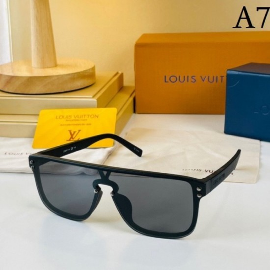 Sunglasses multicolor selectable 2022SS popular brand LOUIS VUITTON Louis Vuitton Sunglasses multicolor selectable 2022SS popular brand LOUIS VUITTON Louis Vuitton
